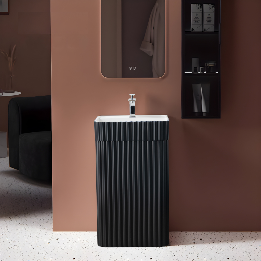 TOTEN AILO BLACK